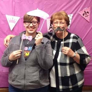 Meet your Posher, Casey